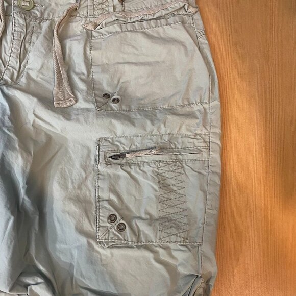 No Boundaries Juniors Cargo Shorts Size 15 Light Green Cotton Casual - Picture 3 of 4